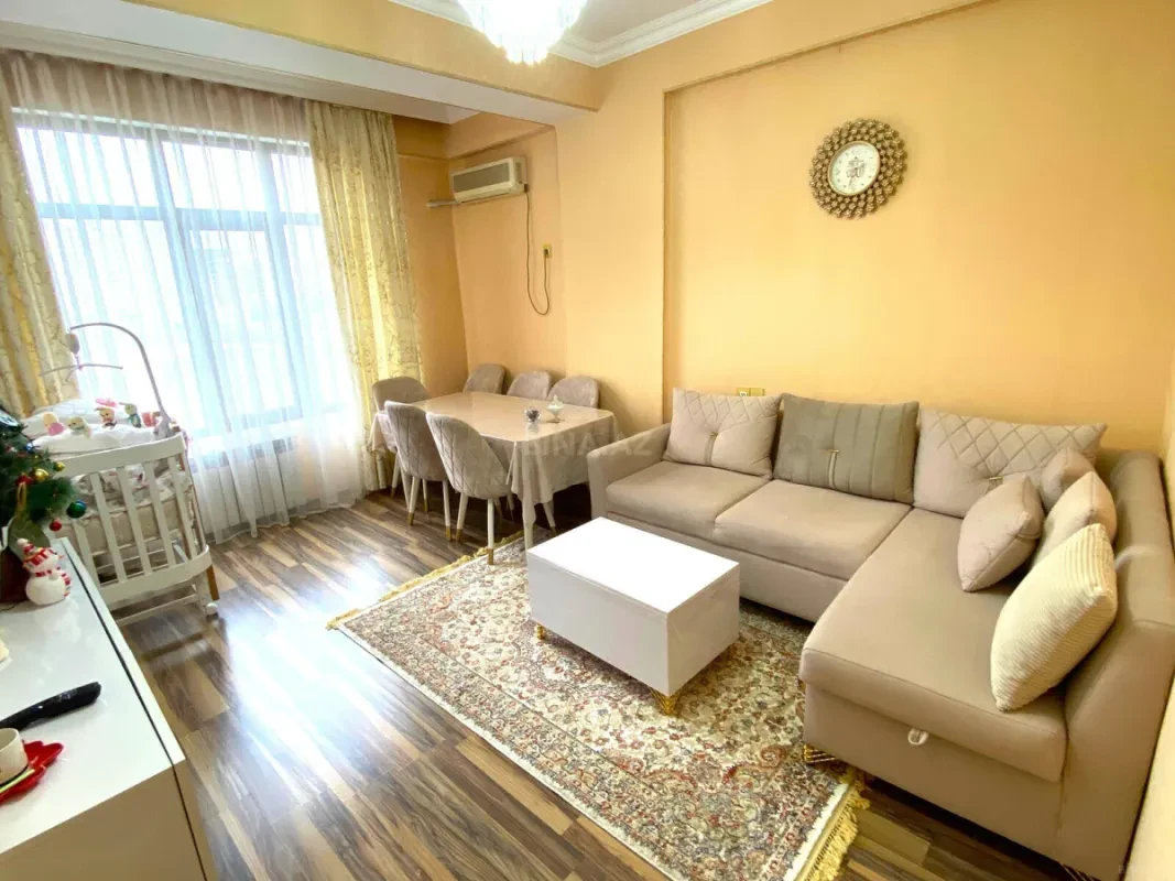 Satılır 2 otaqlı mənzil 60 m²