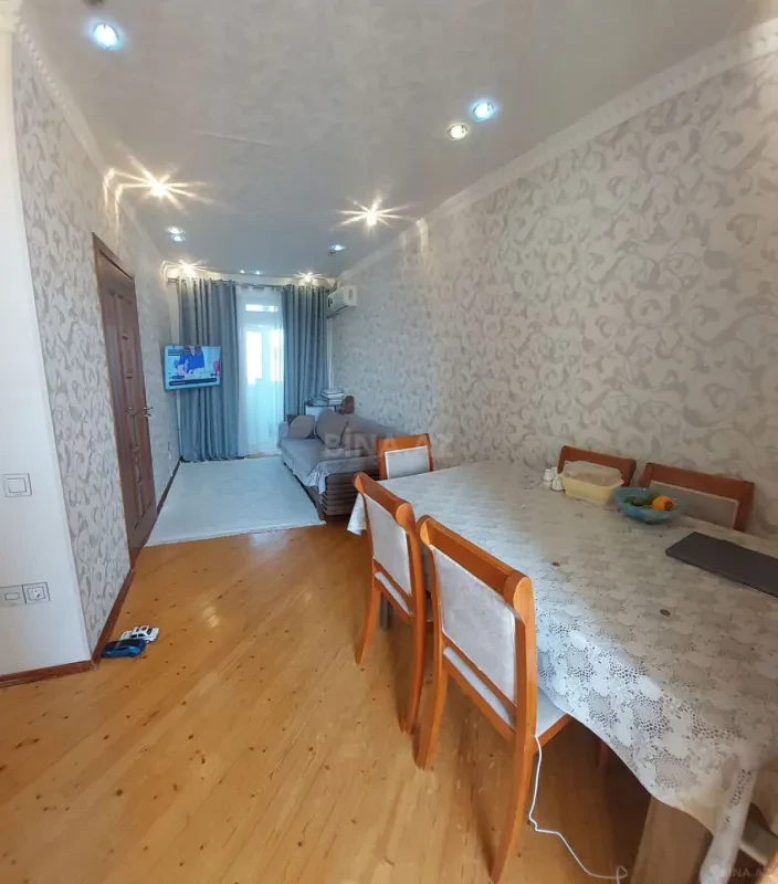 Satılır 2 otaqlı mənzil 50 m²