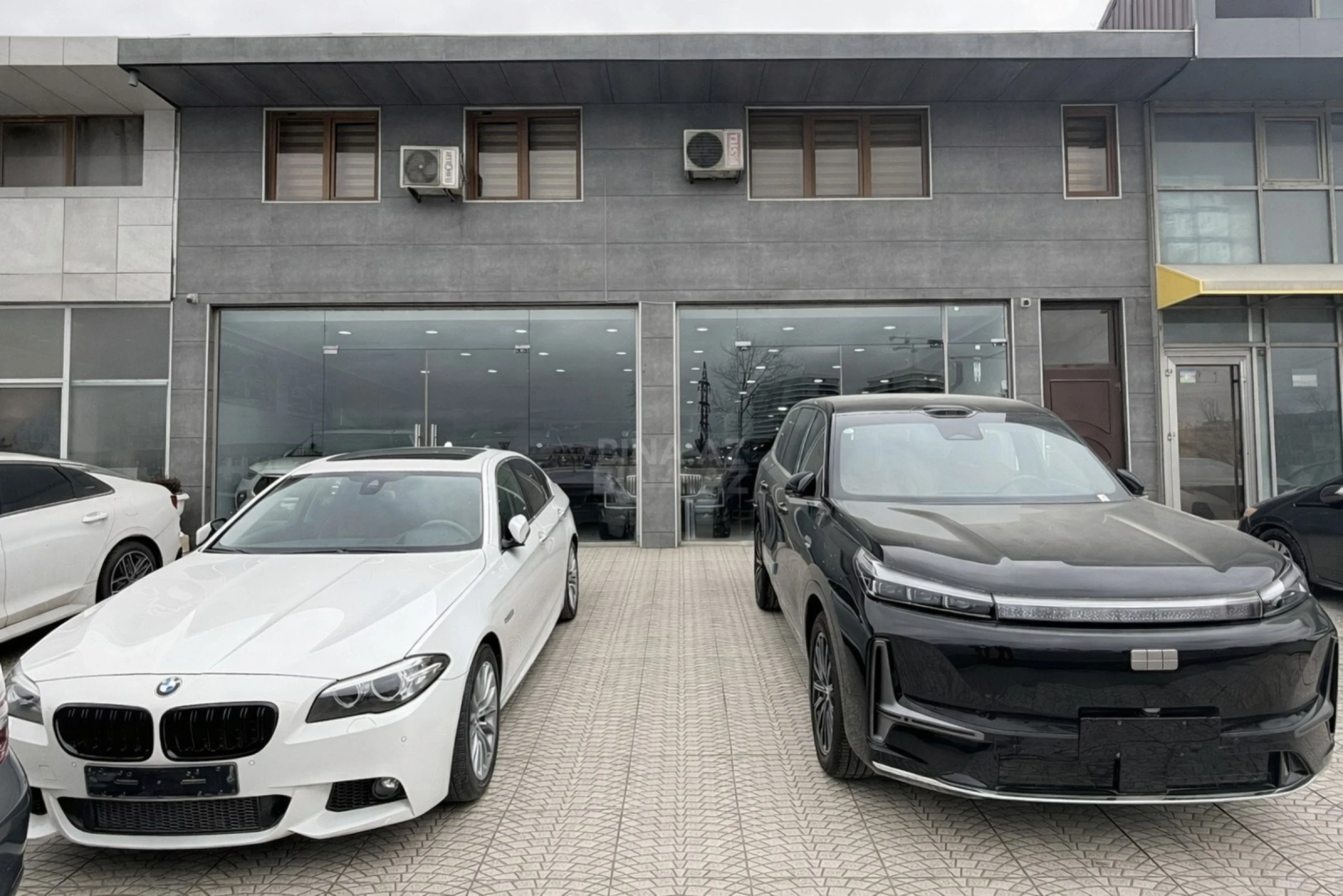 Kirayə verilir obyekt 300 m²