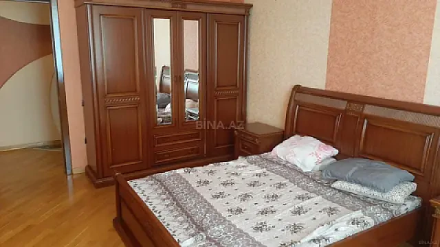 Kirayə verilir 3 otaqlı mənzil 135 m² — Bakı 3 otaq 135.00 m²