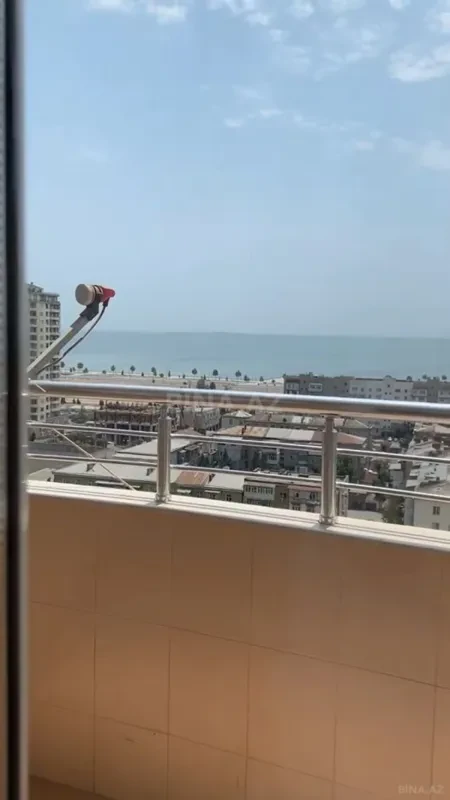 Kirayə verilir 2 otaqlı mənzil 85 m²