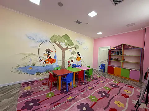 Kirayə verilir obyekt 490 m² — Bakı 490.00 m²
