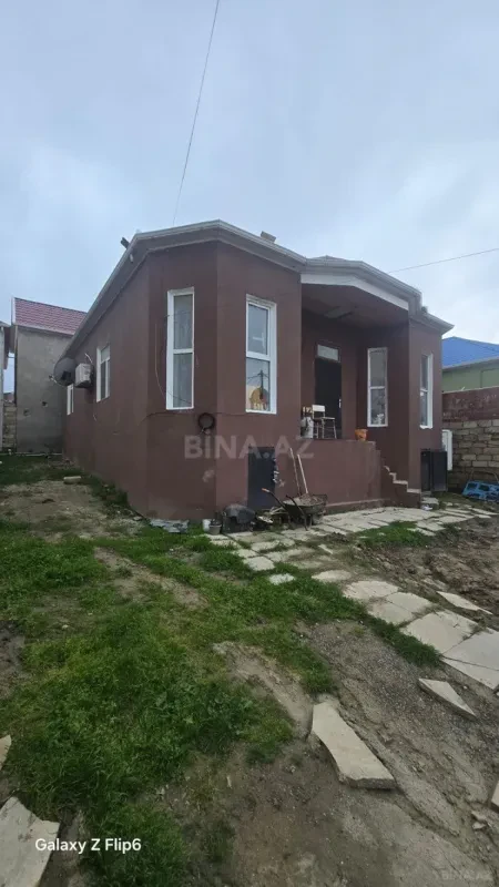 Satılır 3 otaqlı həyət evi 120 m²