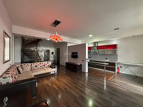 Kirayə verilir 3 otaqlı mənzil 135 m² — Bakı 3 otaq 135.00 m²