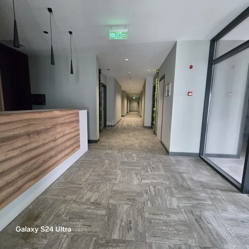 Kirayə verilir 13 otaqlı ofis 550 m²