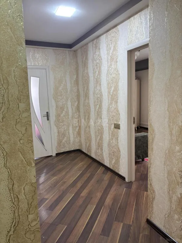 Kirayə verilir 2 otaqlı mənzil 50 m²