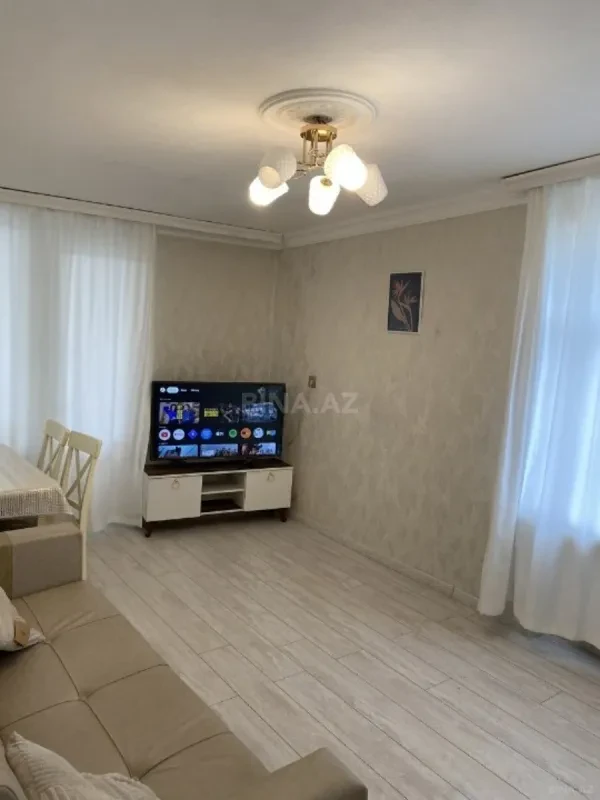 Satılır 2 otaqlı mənzil 35 m²