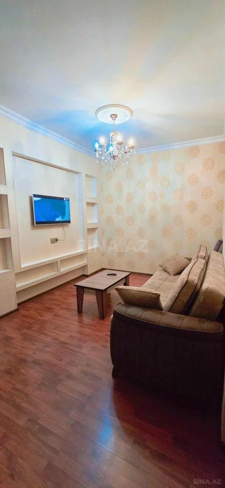 Kirayə verilir 2 otaqlı mənzil 56 m²