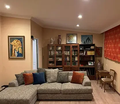 Satılır 5 otaqlı mənzil 160 m² — Bakı 5 otaq 160.00 m²