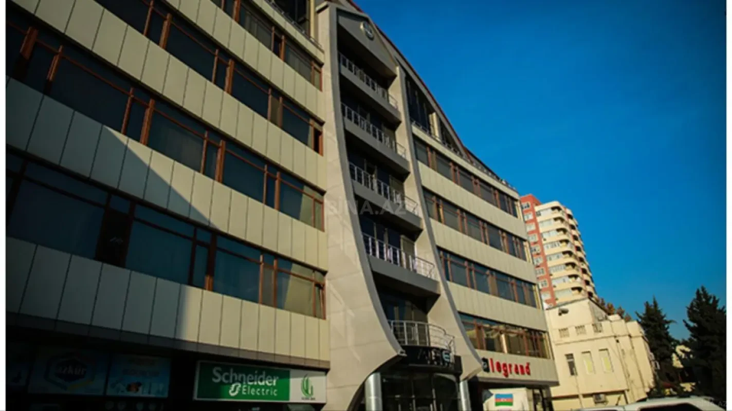 Kirayə verilir 3 otaqlı ofis 100 m²