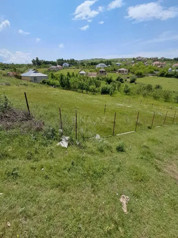Satılır torpaq sahəsi 12 m²