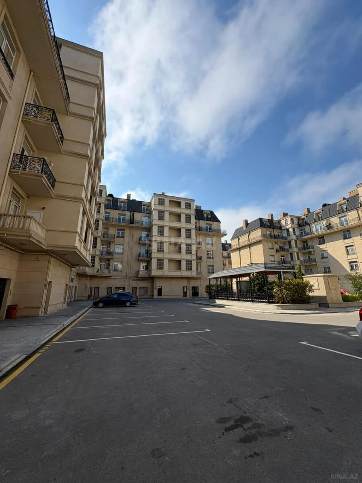 Kirayə verilir 4 otaqlı ofis 150 m²