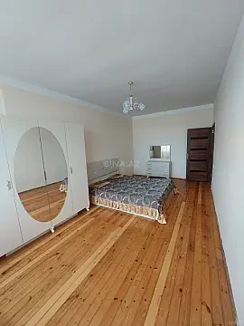Kirayə verilir 3 otaqlı mənzil 128 m² — Bakı, Həzi Aslanov qəs. 3 otaq 128.00 m²