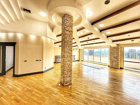 Satılır 4 otaqlı mənzil 200 m² — Bakı 4 otaq 200.00 m²
