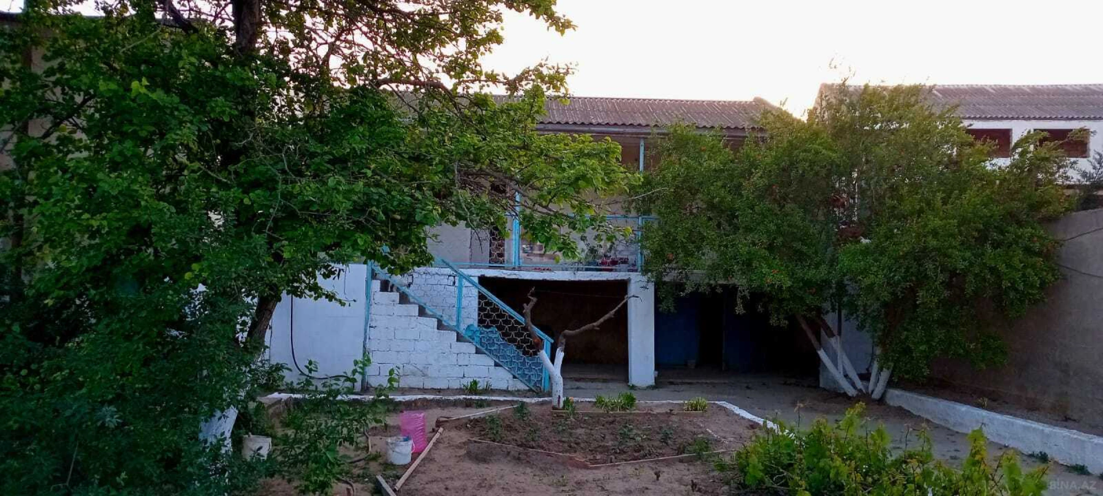 Satılır 4 otaqlı həyət evi 132.4 m²