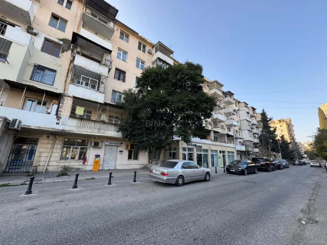 Satılır 1 otaqlı mənzil 35 m²