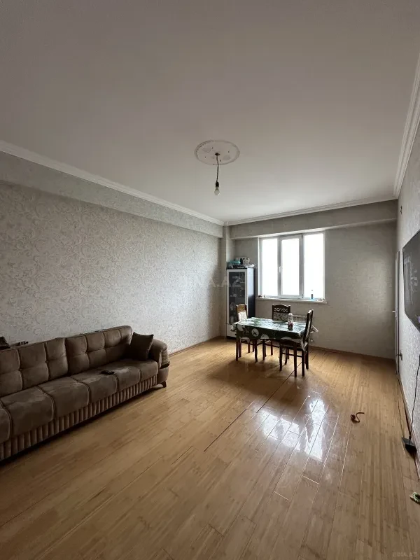 Satılır 2 otaqlı mənzil 51 m²