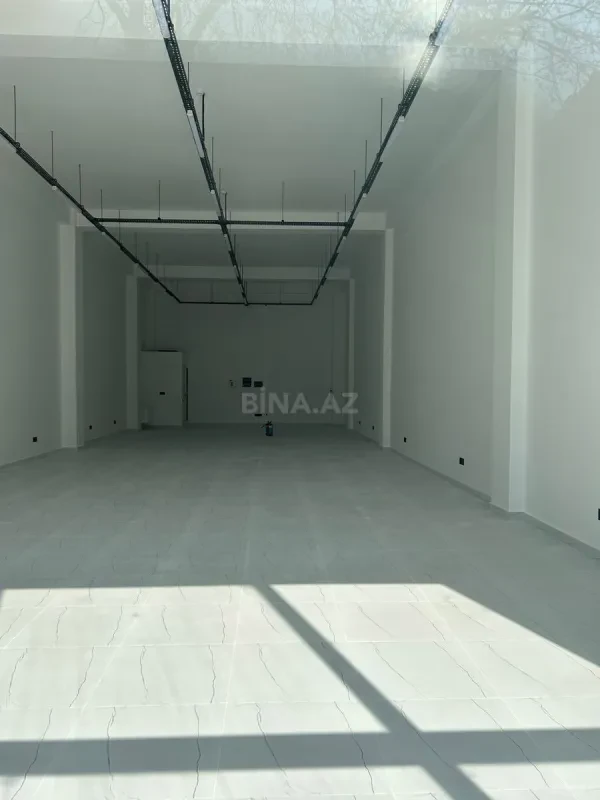 Kirayə verilir 1 otaqlı mənzil 157 m²
