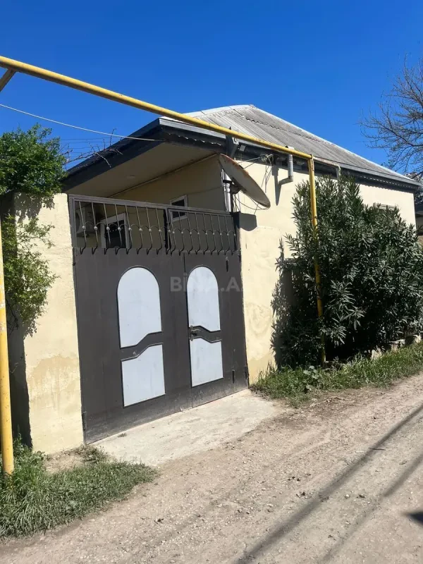 Satılır 3 otaqlı həyət evi 75 m²