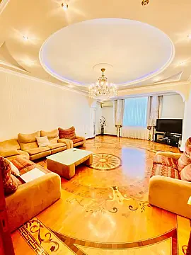 Kirayə verilir 3 otaqlı mənzil 160 m² — Bakı, Nərimanov 3 otaq 160.00 m²