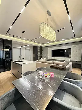 Satılır 3 otaqlı mənzil 136 m² — Bakı, Nərimanov 3 otaq 136.00 m²