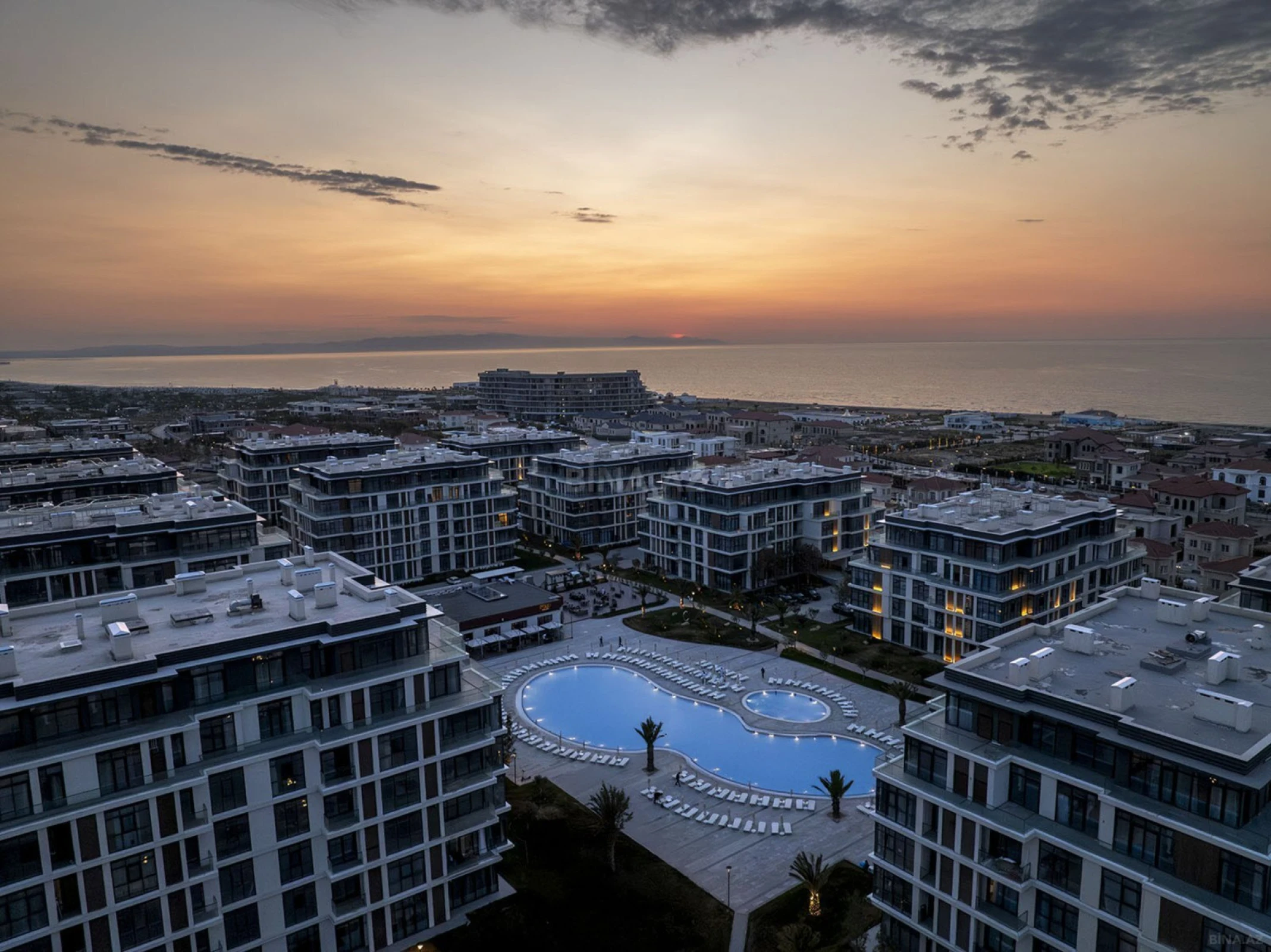 Kirayə verilir 2 otaqlı mənzil 75 m²