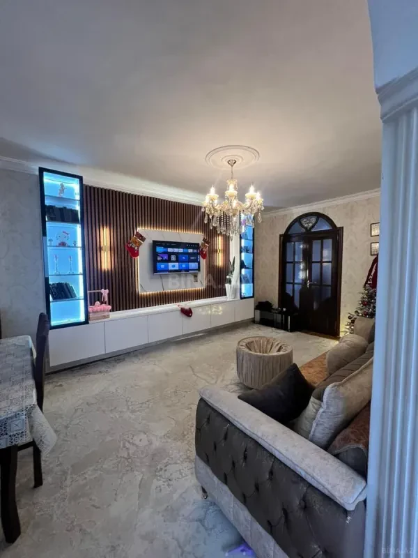 Satılır 3 otaqlı mənzil 95 m²