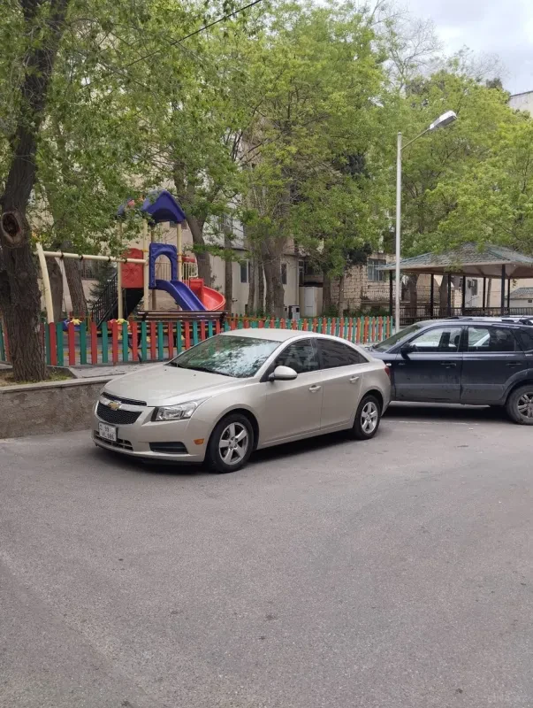 Satılır 2 otaqlı mənzil 42 m²