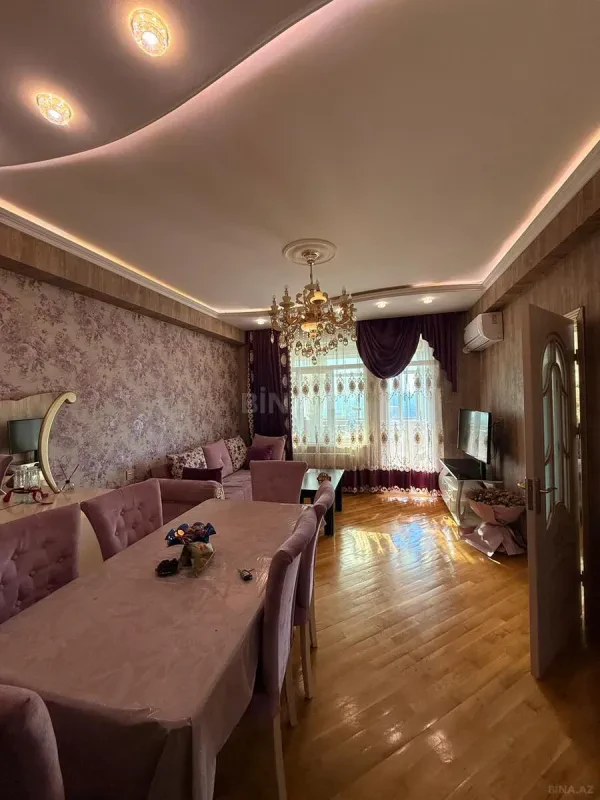 Kirayə verilir 2 otaqlı mənzil 80 m²