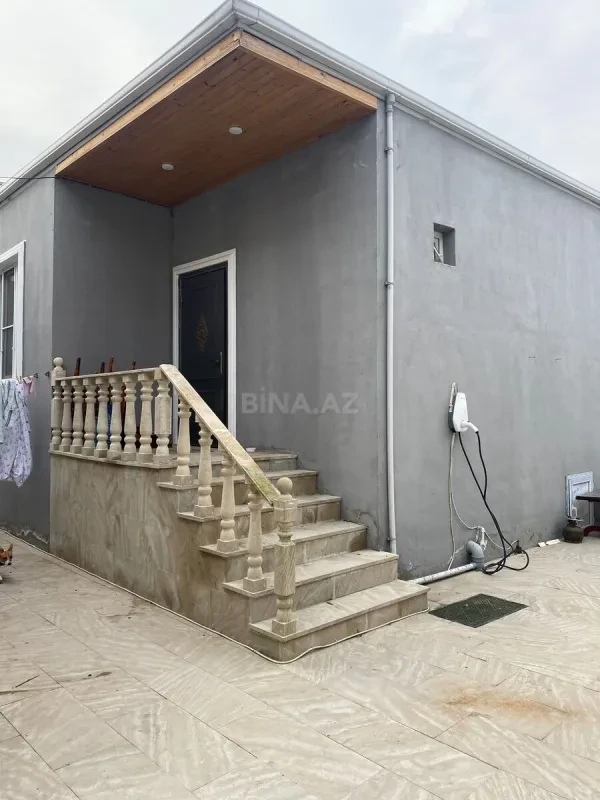 Satılır 2 otaqlı həyət evi 42 m²