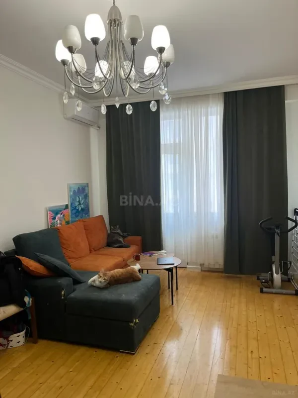 Satılır 2 otaqlı mənzil 55 m²