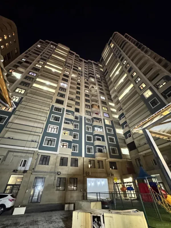 Kirayə verilir 2 otaqlı mənzil 98 m²