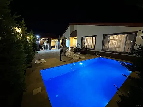 Kirayə verilir 4 otaqlı həyət evi 220 m² — Bakı, Mərdəkan 4 otaq 220.00 m²