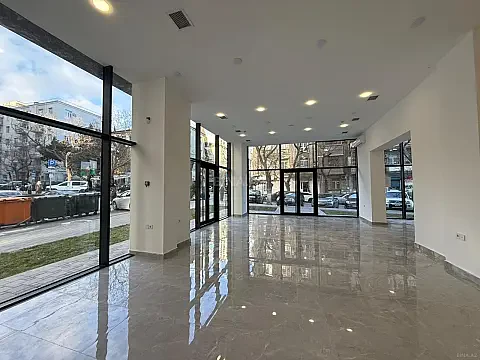 Kirayə verilir obyekt 170 m² — Bakı 170.00 m²