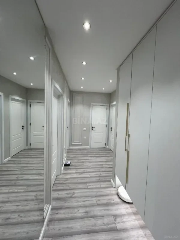Satılır 4 otaqlı mənzil 80 m²