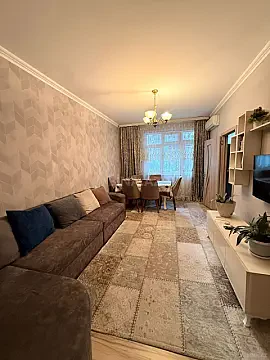 Satılır 2 otaqlı mənzil 55 m² — Bakı, Memar Əcəmi yanı 2 otaq 55.00 m²