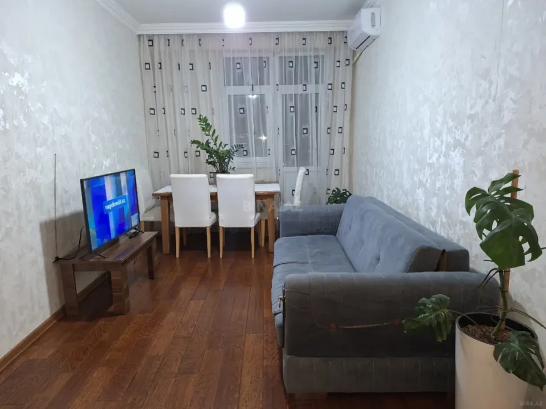 Satılır 2 otaqlı mənzil 78 m²