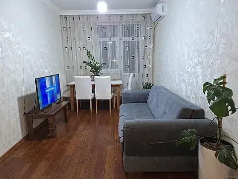 Satılır 2 otaqlı mənzil 78 m² — Bakı, İnşaatçılar 2 otaq 78.00 m²
