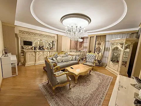 Satılır 3 otaqlı mənzil 157 m² — Bakı 3 otaq 157.00 m²