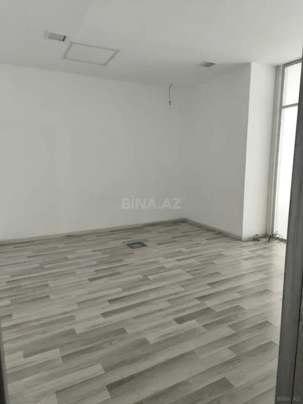 Kirayə verilir 4 otaqlı ofis 113 m²
