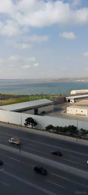 Kirayə verilir 3 otaqlı mənzil 130 m²