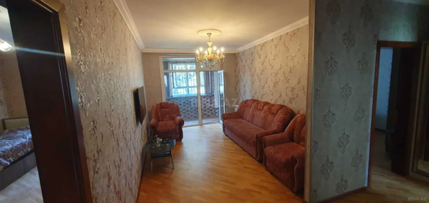Satılır 4 otaqlı mənzil 100 m²