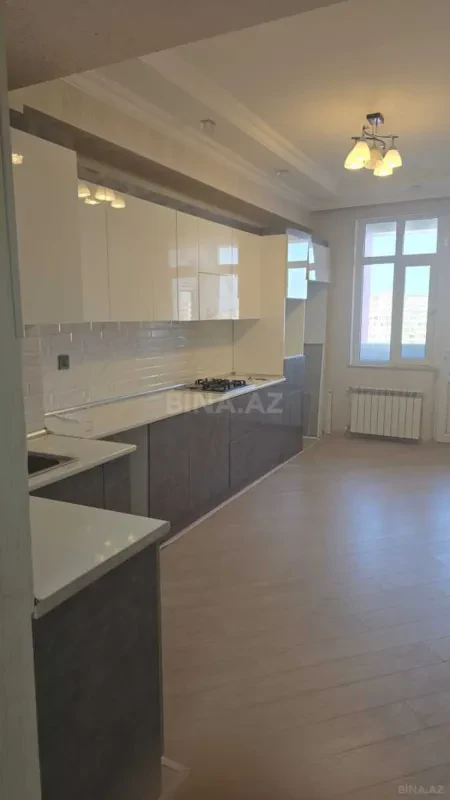 Kirayə verilir 2 otaqlı mənzil 100 m²