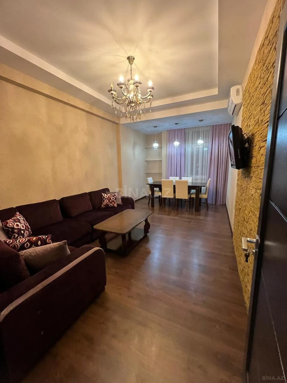 Kirayə verilir 3 otaqlı mənzil 97 m²
