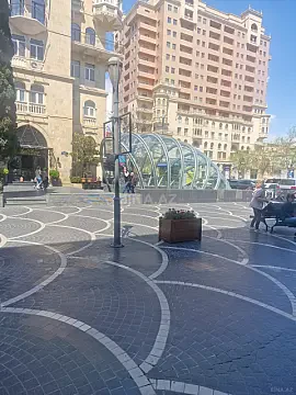 Satılır 3 otaqlı mənzil 100 m² — Bakı, Sahil qəs. 3 otaq 100.00 m²