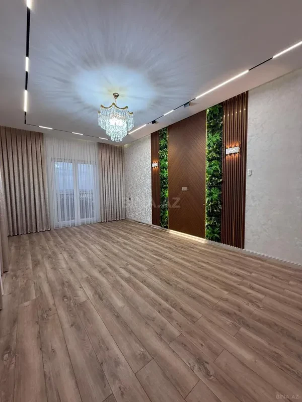 Satılır 3 otaqlı mənzil 120 m²
