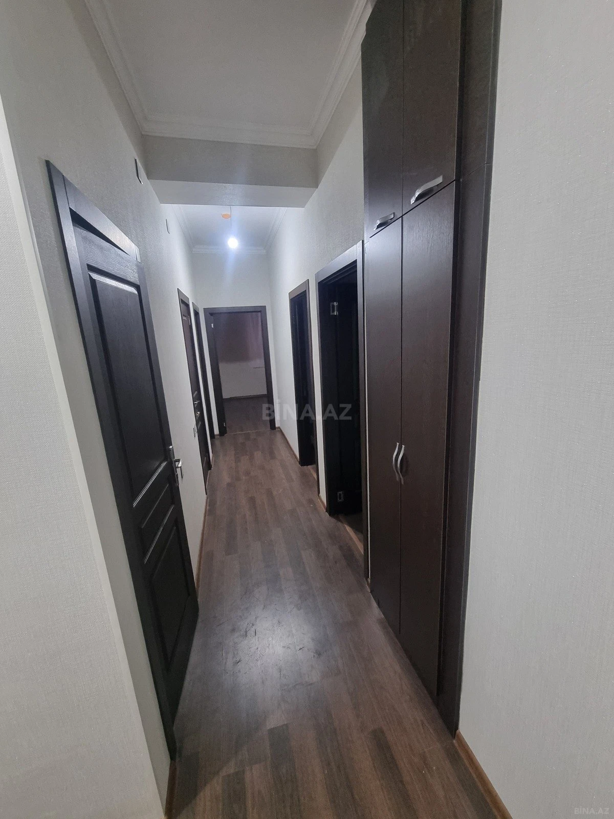 Kirayə verilir 2 otaqlı mənzil 75 m²