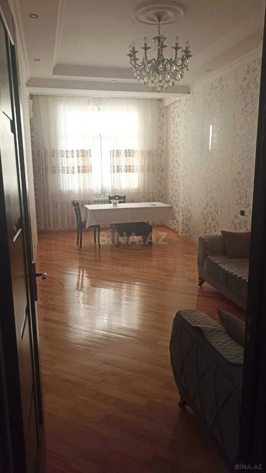 Kirayə verilir 2 otaqlı mənzil 60 m²