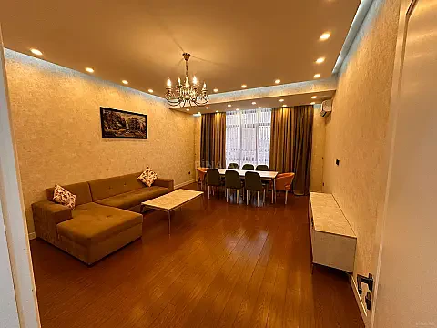 Kirayə verilir 3 otaqlı mənzil 116 m² — Bakı, İnşaatçılar 3 otaq 116.00 m²