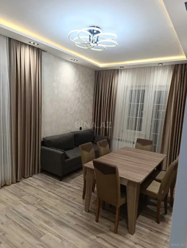 Kirayə verilir 2 otaqlı mənzil 60 m²